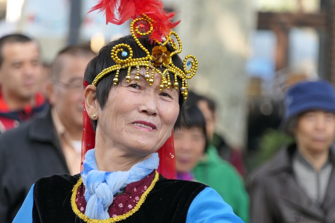 woman wearing traditional dutch costume